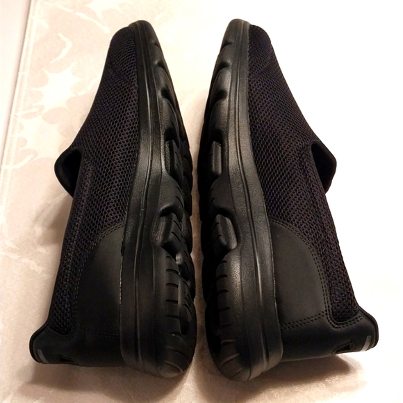 Sketchers Go Walk "Joy" Slip-On's Air Cooled Ultra Women's Size 11 Black NWOT - Picture 9 of 14